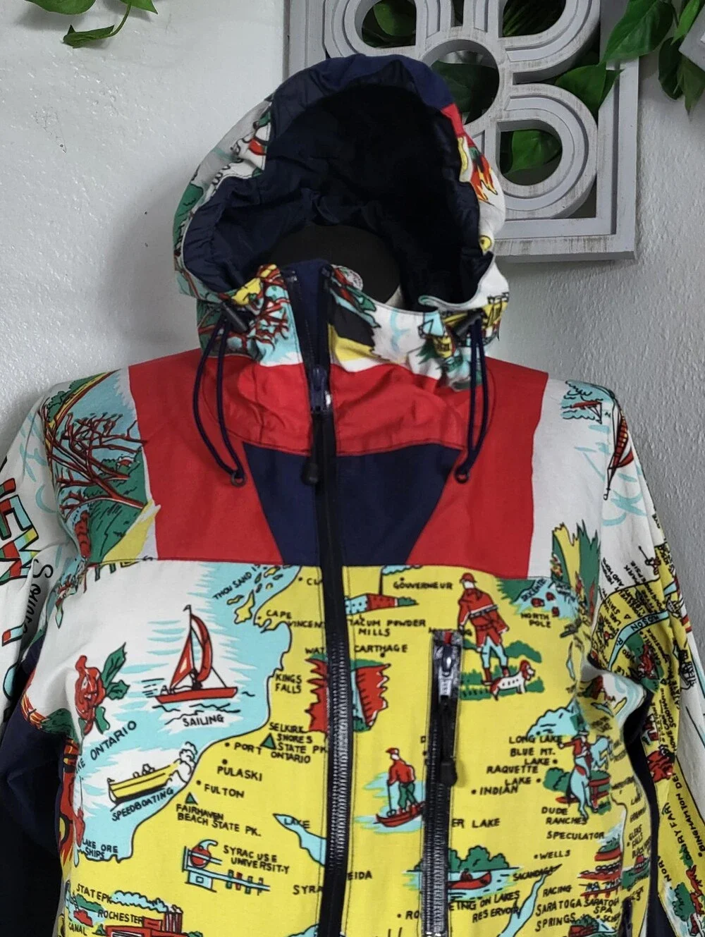 Bohemians Hooded Windbreaker w/ New York Map Vinyl Raincoat Collectable XL